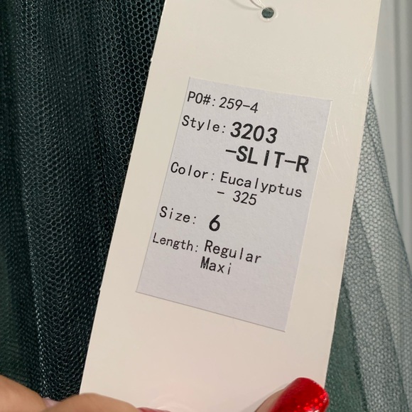 2 Brand new boxed bridesmaid dresses size 6 for sale. One for $150, Two for $200 - Picture 4 of 5